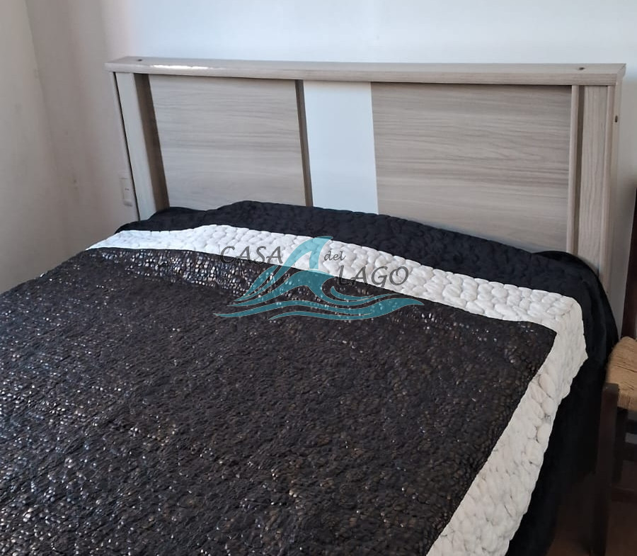 900